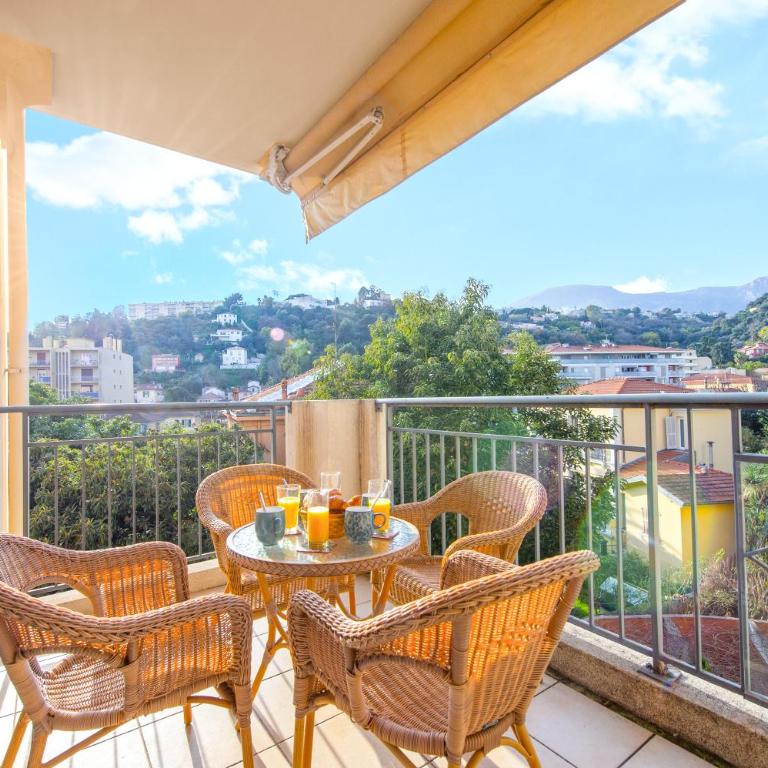 VILLA MELANIE - Agréable 3 pièces - Centre ville Menton - Parking - Two-Bedroom Apartment - 1