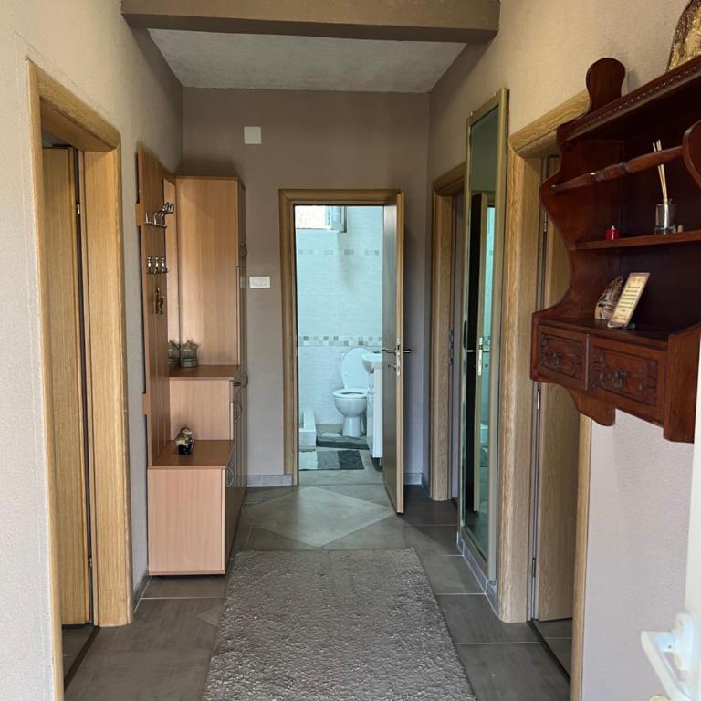 Bandici house - Two-Bedroom Apartment - 12