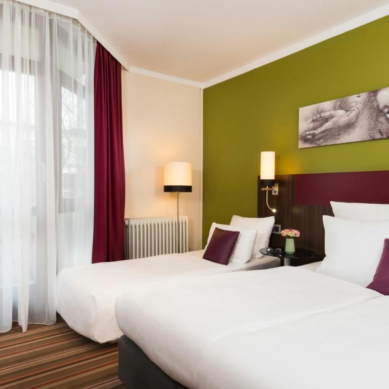 Leonardo Hotel & Residenz München - Superior Triple Room - 5