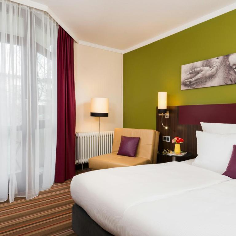 Leonardo Hotel & Residenz München - Comfort Double or Twin Room - 3
