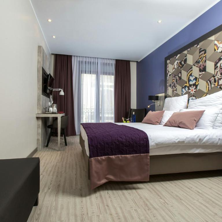 Leonardo Hotel Barcelona Las Ramblas - Superior Double or Twin Room - 8