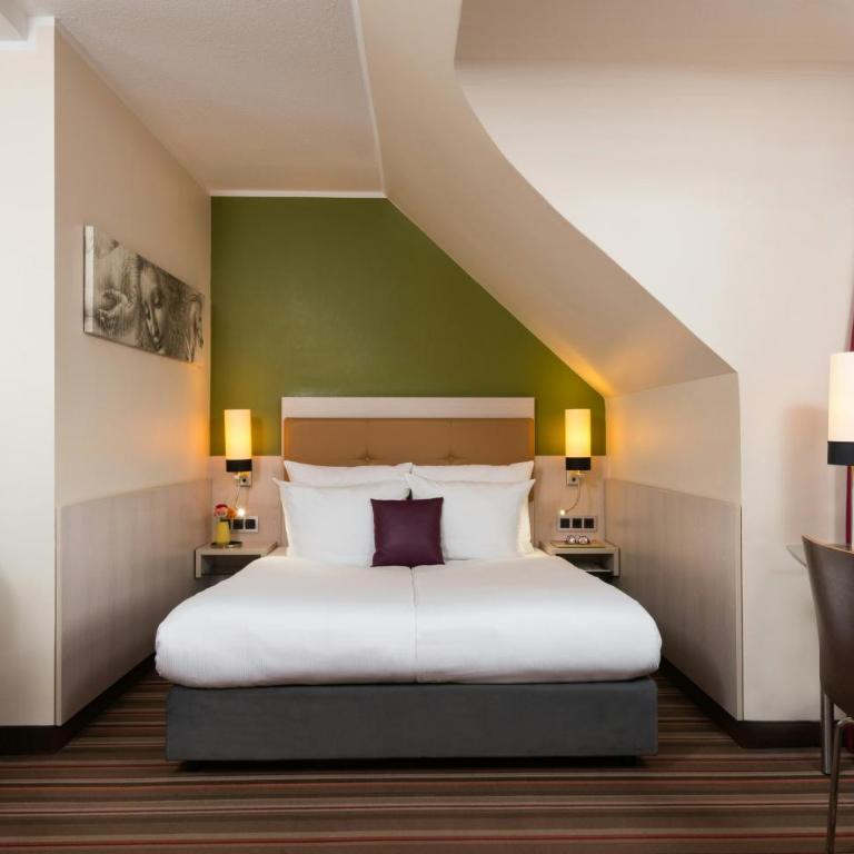 Leonardo Hotel & Residenz München - Family Quadruple Room - 2