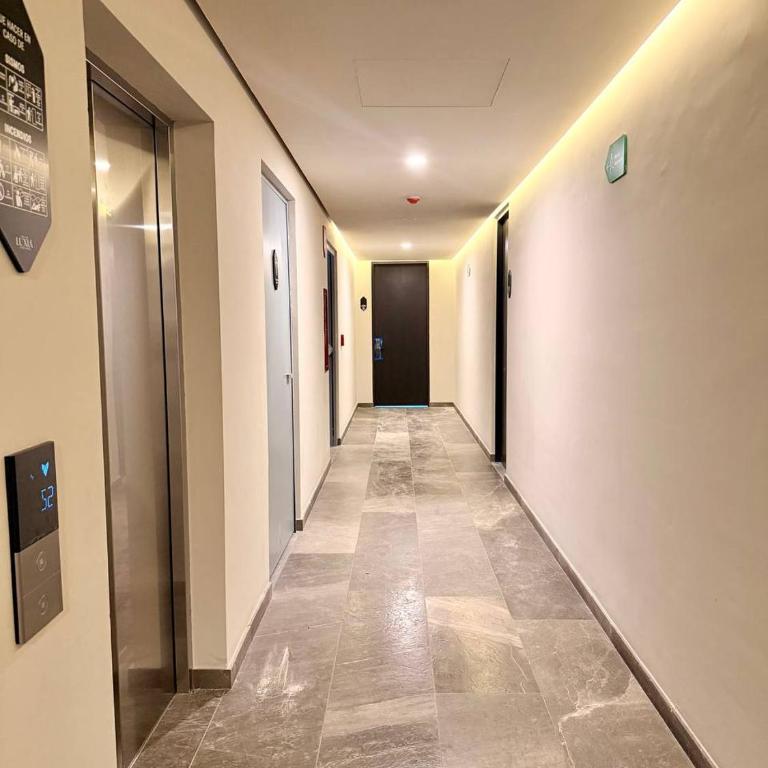 Depa de lujo en Guadalajara a 2 min de La Minerva - Two-Bedroom Apartment - 4