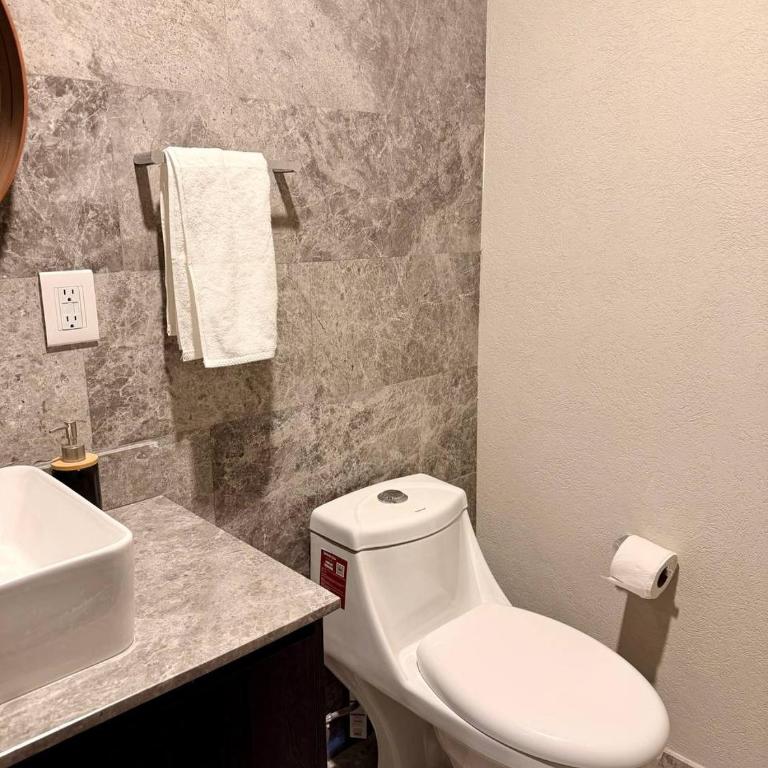 Depa de lujo en Guadalajara a 2 min de La Minerva - Two-Bedroom Apartment - 22