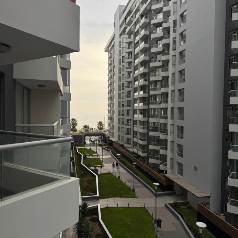 Flat 1BR San Miguel cerca a Malecón con balcón - One-Bedroom Apartment - 7