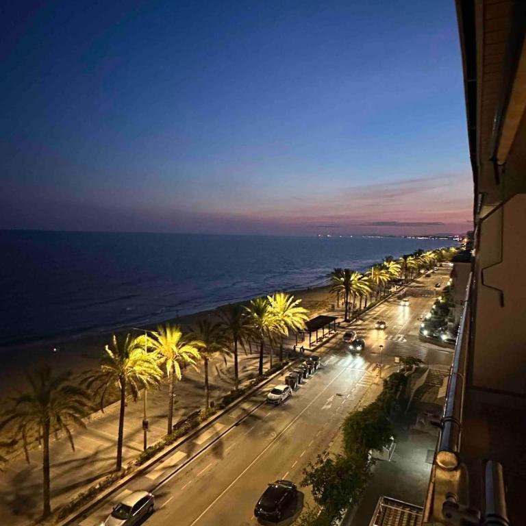 Primera línea mar, piscina, pádel, tenis, bbq, 55,seafront - Apartamento - 17