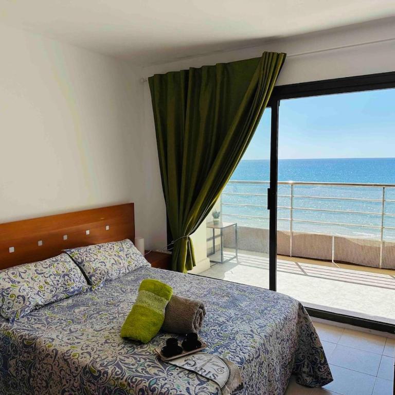 Primera línea mar, piscina, pádel, tenis, bbq, 55,seafront - Apartamento - 4