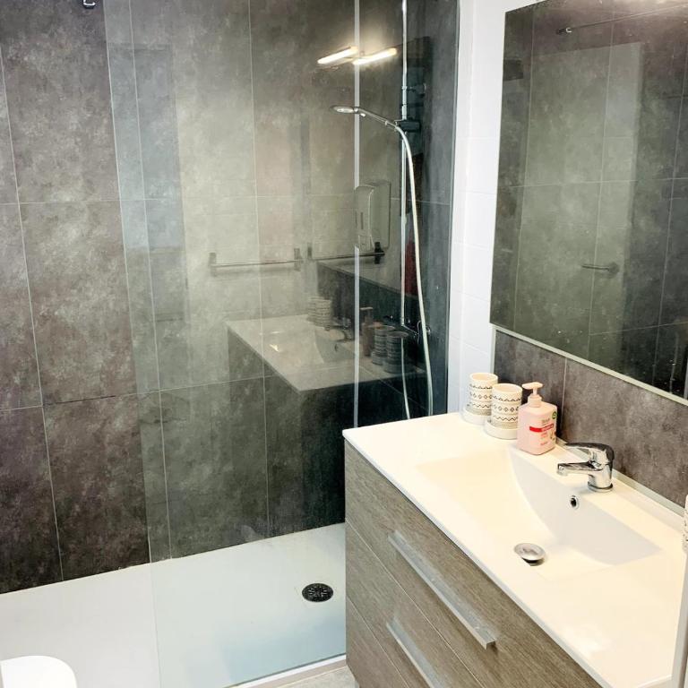 Primera línea mar, piscina, pádel, tenis, bbq, 55,seafront - Apartamento - 7