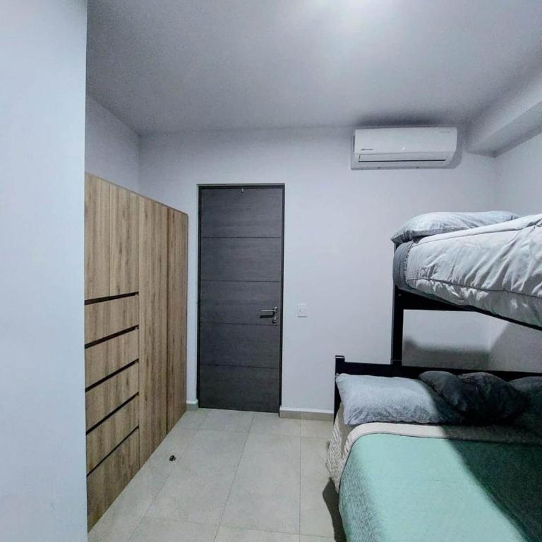3-bedroom apartment with lagoon and beach views - Apartment - 28