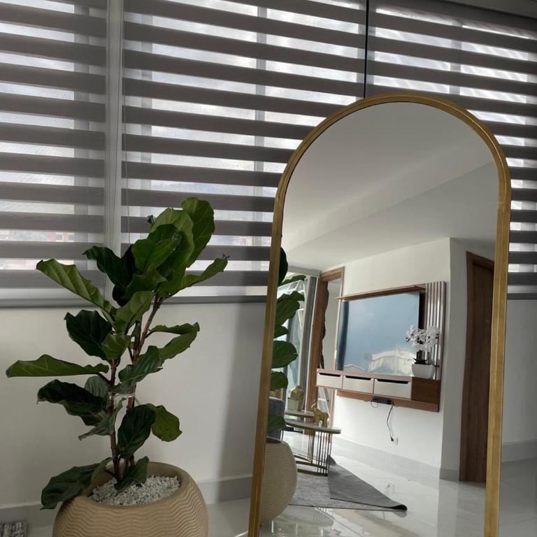 Penthouse con jacuzzi y vistas en Santa Rosa - Three-Bedroom Apartment - 41