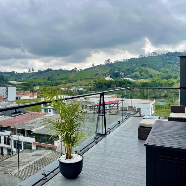 Penthouse con jacuzzi y vistas en Santa Rosa - Three-Bedroom Apartment - 45
