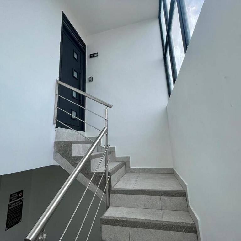 Penthouse con jacuzzi y vistas en Santa Rosa - Three-Bedroom Apartment - 60