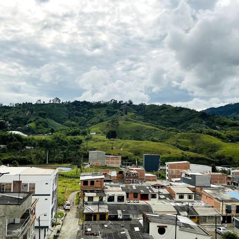 Penthouse con jacuzzi y vistas en Santa Rosa - Three-Bedroom Apartment - 76