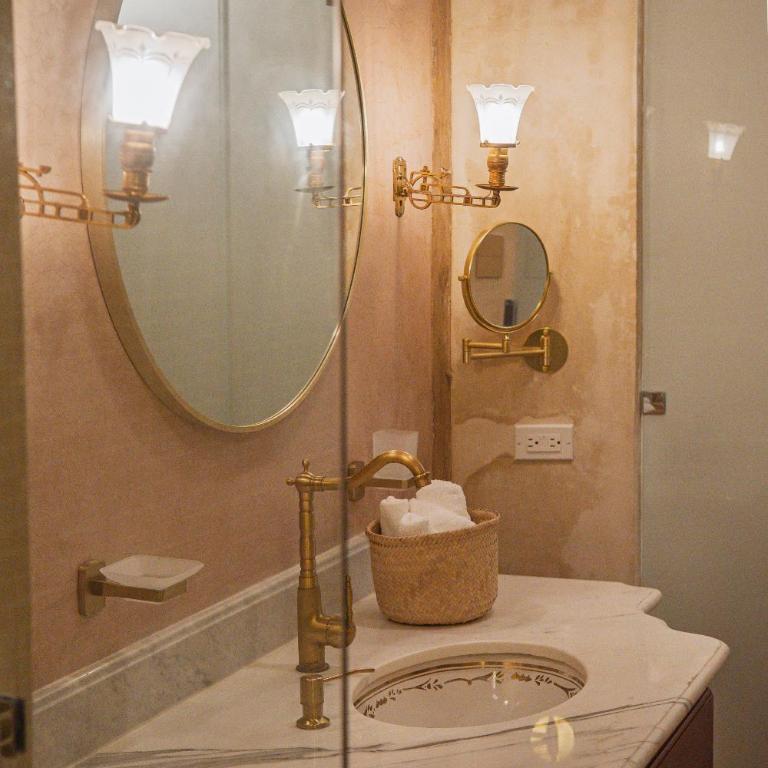 Cien Sueños Hotel Boutique - Deluxe Queen Room with Two Queen Beds - 16