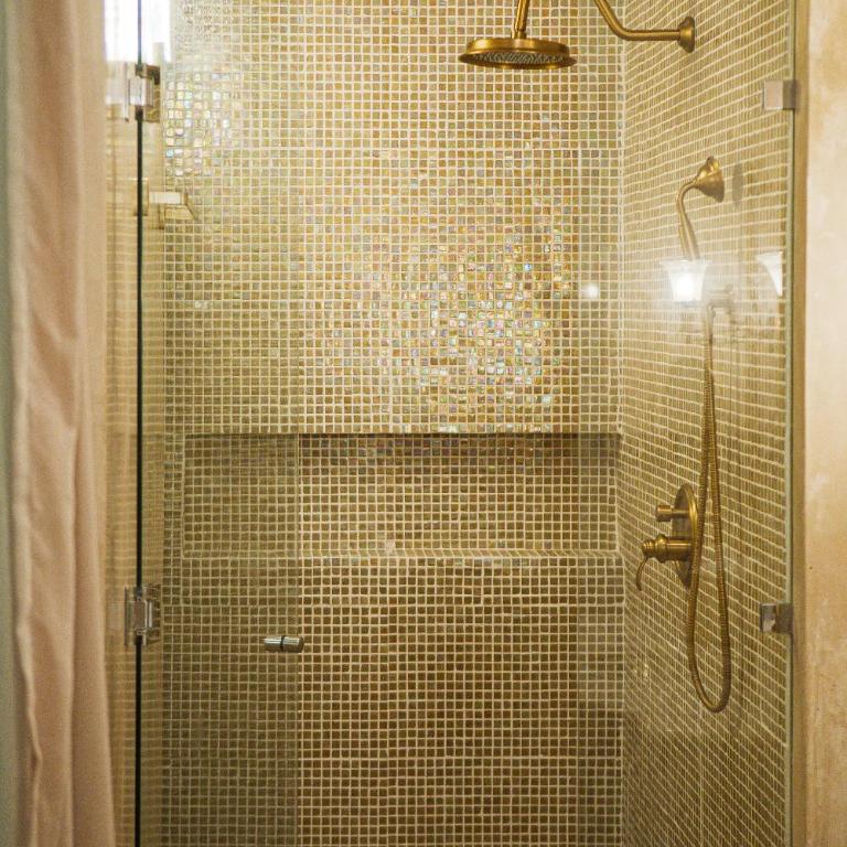Cien Sueños Hotel Boutique - Deluxe Queen Room with Two Queen Beds - 6