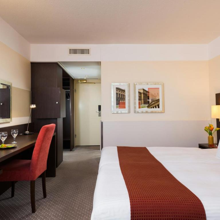 Leonardo Hotel Munich Arabellapark - Deluxe Doppel-/Zweibettzimmer - 4
