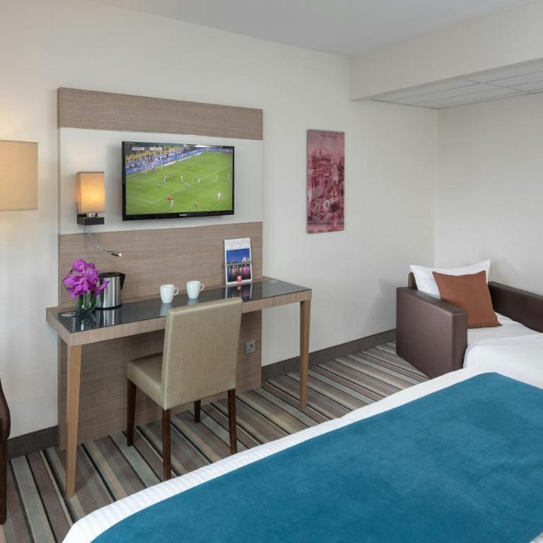 Leonardo Hotel Munich City Olympiapark - Superior Dreibettzimmer - 4