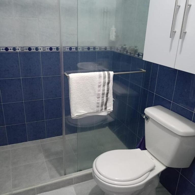 HABITACION CERCA AL AEROPUERTO - Double Room - 5