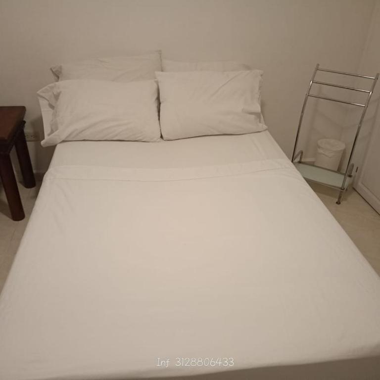 HABITACION CERCA AL AEROPUERTO - Double Room - 6