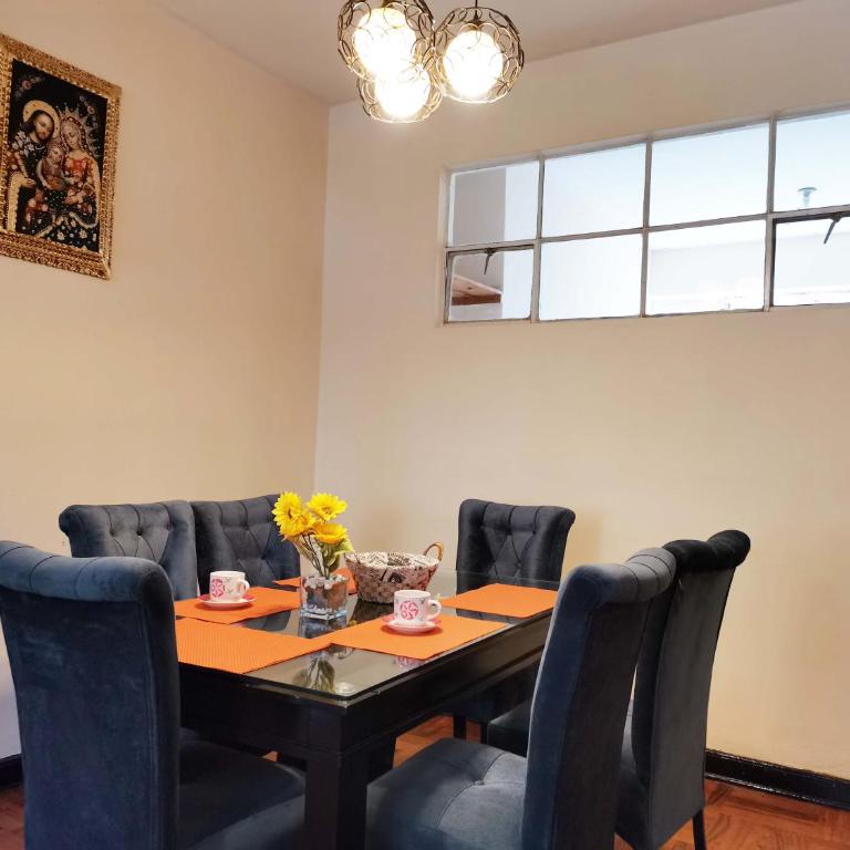 Comfortable & Spacious Apartment 1st Floor with Garden View - Three-Bedroom Apartment - 8