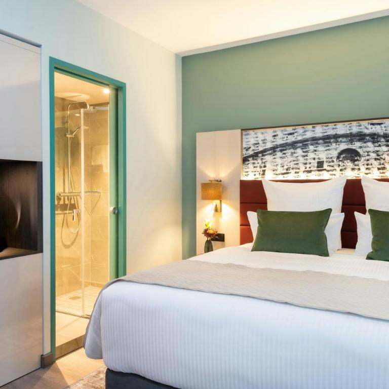 Leonardo Hotel Augsburg - Deluxe Dreibettzimmer - 3