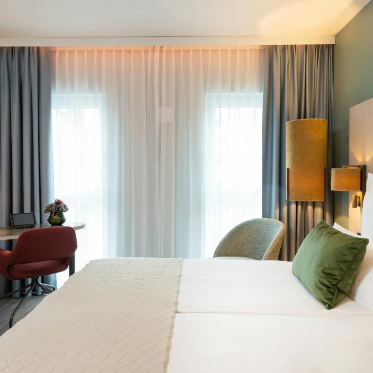 Leonardo Hotel Augsburg - Comfort Doppelzimmer - 7