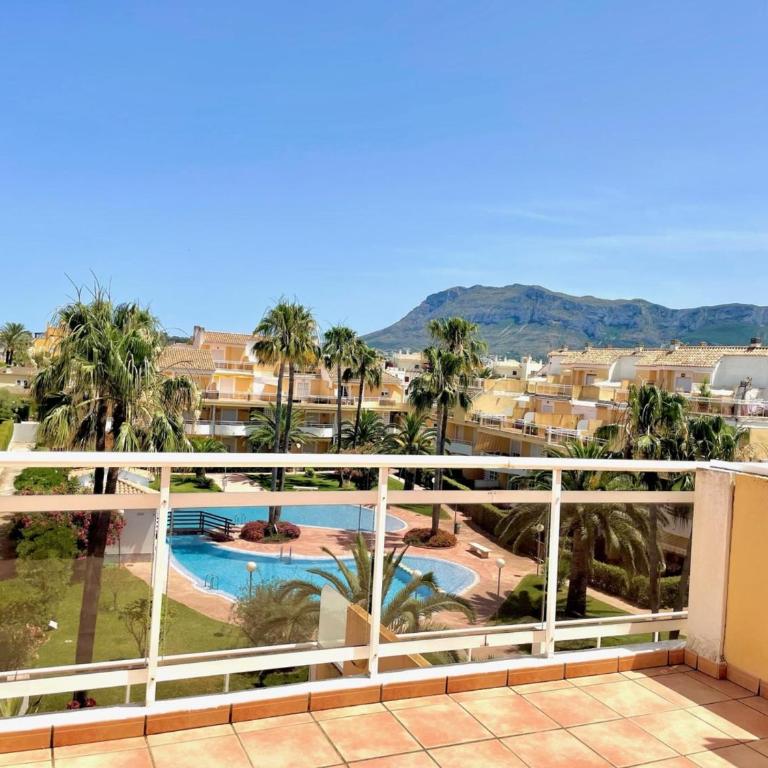 Dúplex luminoso con piscina y parking en Denia - ES-373-17 - Apartamento - 1