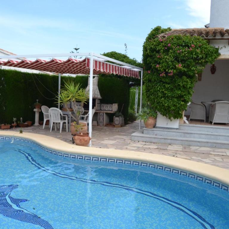 Chalet acogedor en Els Poblets para 5 personas - ES-373-11 - Villa - 2