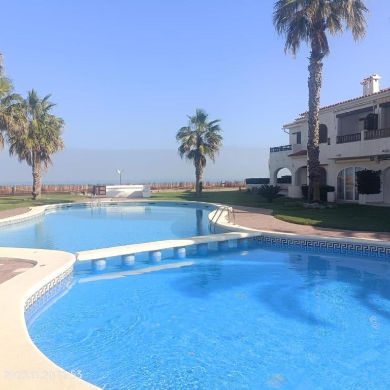 Apartamento frente al mar con terraza y vista al jardín - ES-373-26 - Apartamento - 8