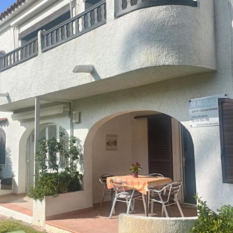 Apartamento frente al mar con terraza y vista al jardín - ES-373-26 - Apartamento - 10