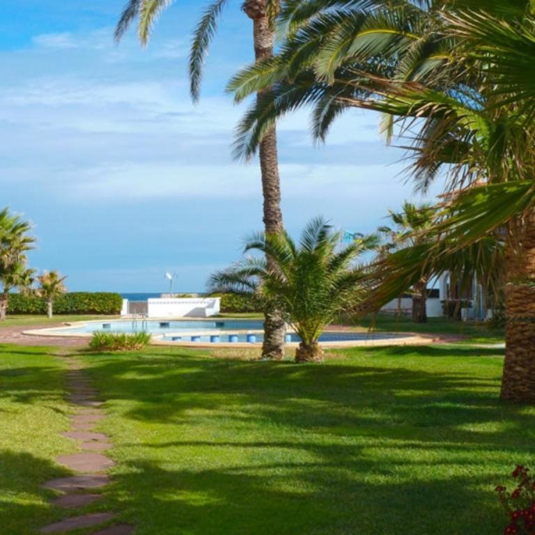Apartamento frente al mar con terraza y vista al jardín - ES-373-26 - Apartamento - 16