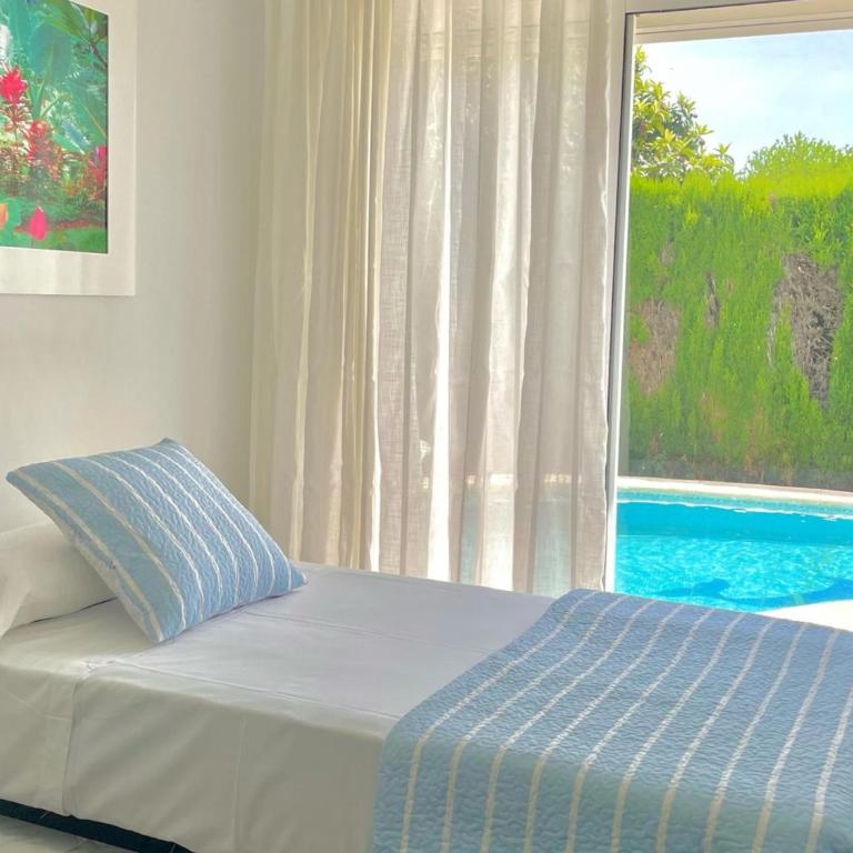 Casa moderna cerca de la playa, piscina, WiFi, aire acondicionado - ES-373-23 - Villa - 14