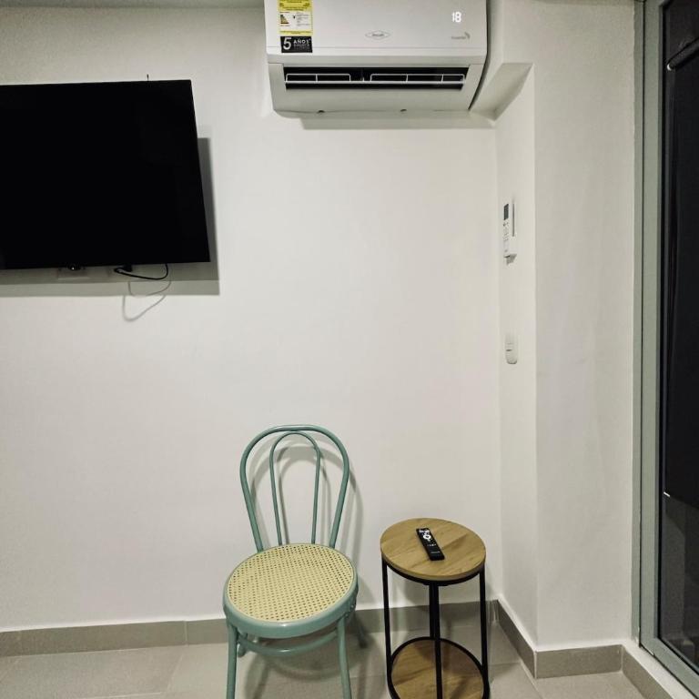 Caribbean Deluxe Apartment Walk to Beach WiFi - Three-Bedroom Apartment with Sea View - 8