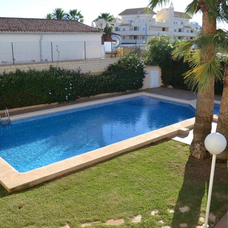 Apartamento frente al mar con piscina y parking en Denia - Capacidad 8 pers. - ES-373-30 - Apartamento - 10