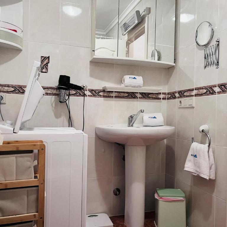 Encantador Adosado en Denia - Ideal para Vacaciones - ES-373-37 - Casa - 18