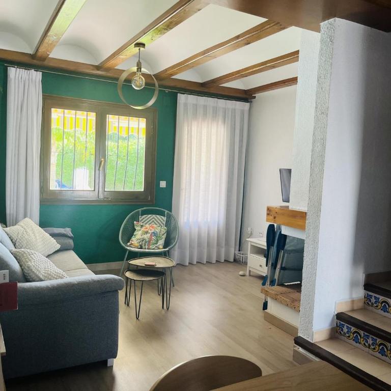Casa adosada 2 hab. cómoda en Els Poblets con Wi-Fi y aparcamiento - ES-373-66 - Casa - 3