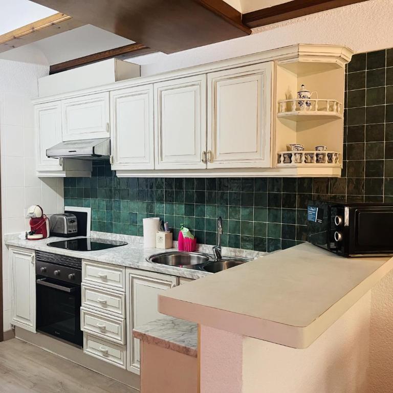 Casa adosada 2 hab. cómoda en Els Poblets con Wi-Fi y aparcamiento - ES-373-66 - Casa - 12