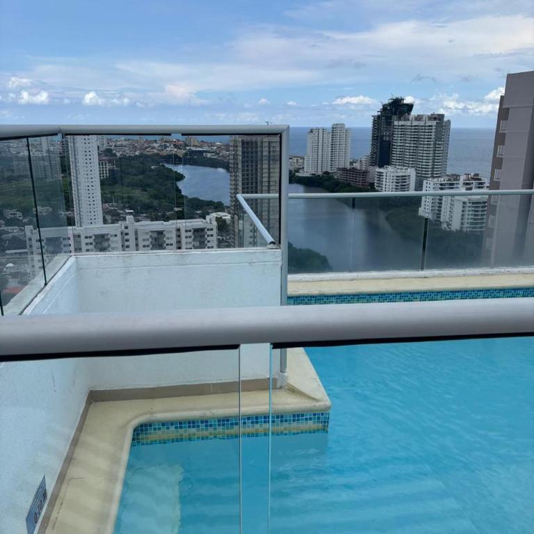 Beach Veronica Luxury Ocean View Apartment - Three-Bedroom Apartment - 9