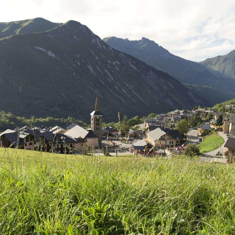 Chalet de Luxe : 6 Pers., Super équipé, Pistes à Proximité - Appartement 3 Chambres - 29