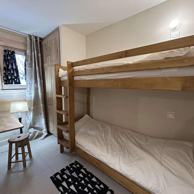 Bel appartement 4 chambres pour 8, Méribel Village avec WIFI et parking privé - FR-1-180-671 - Apartment - 12