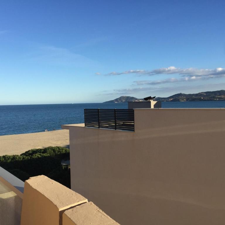 À louer : Appartement cosy pour 2 à Argelès-sur-Mer, à 50m de la plage, avec parking - FR-1-837-92 - Apartamento - 1