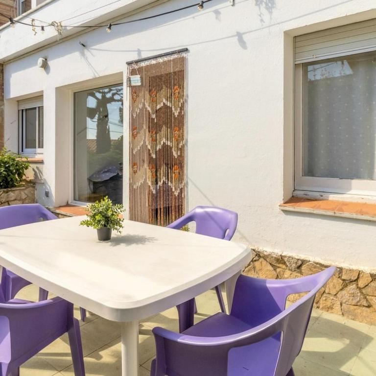 Apartamento PB 4 pers con Terraza y Aparcamiento Cerca Playa - ES-228-209 - Apartamento - 1
