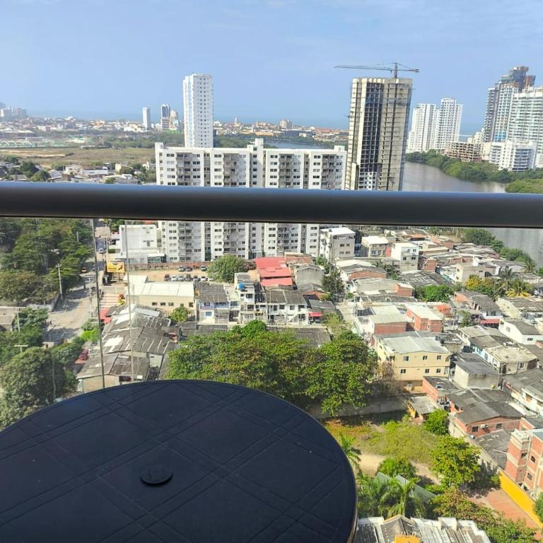 Cartagena 20th Floor with Ocean View - Three-Bedroom Apartment - 25
