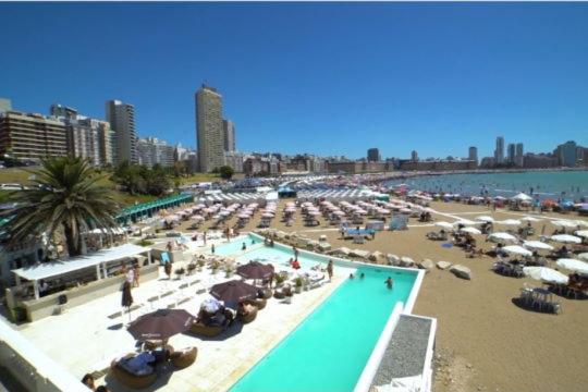 Departamento Zona Centro Avenida Colón a 3 cuadras del Mar ! - Apartamento de 1 dormitorio - 7