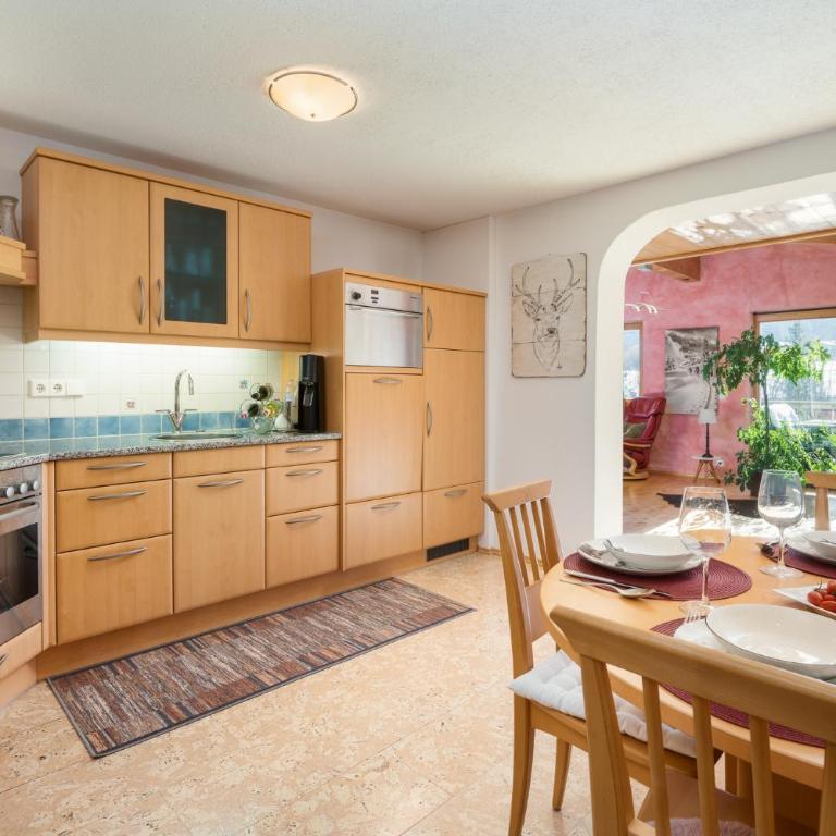 Panorama Lodge - Bergblick & Natur - Apartment mit 2 Schlafzimmern mit Balkon und Terrasse - 6