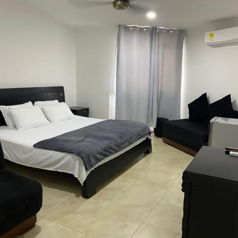 Hotel Tariq Monteria - Habitación Deluxe con cama extragrande - 5