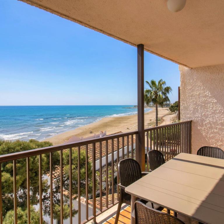Apartamento con vistas frontales - Primera línea Playa Cargador - ALBERT VILLAS - Apartamento con vistas al mar - 3