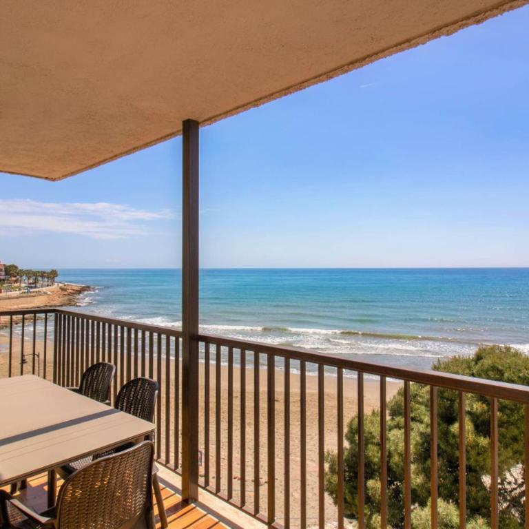 Apartamento con vistas frontales - Primera línea Playa Cargador - ALBERT VILLAS - Apartamento con vistas al mar - 2