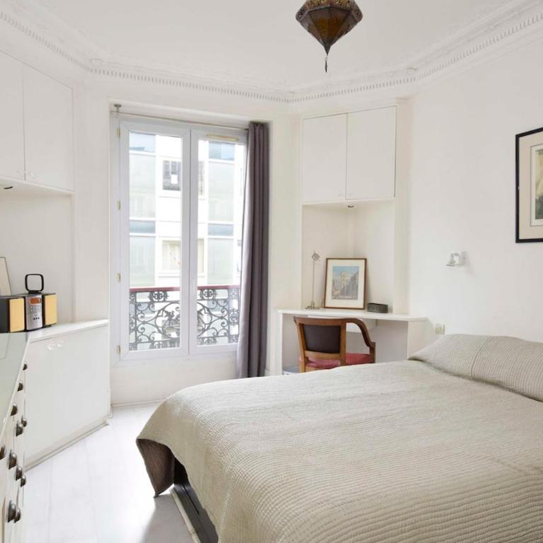 Parisian Home 2 bedrooms Marais - Bastille - Two-Bedroom Apartment - 26