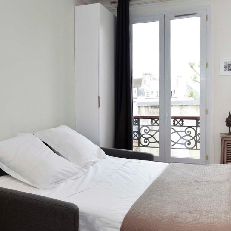 Parisian Home 2 bedrooms Marais - Bastille - Two-Bedroom Apartment - 30